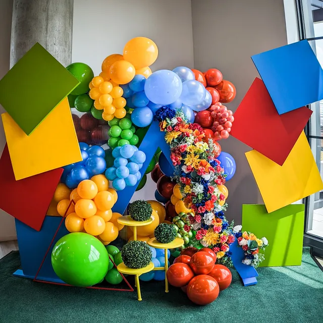 Atlanta Balloon Designer and Event Stylist