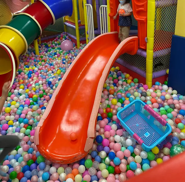 12/5（五）只營業到16：00 浩恩親子遊戲館