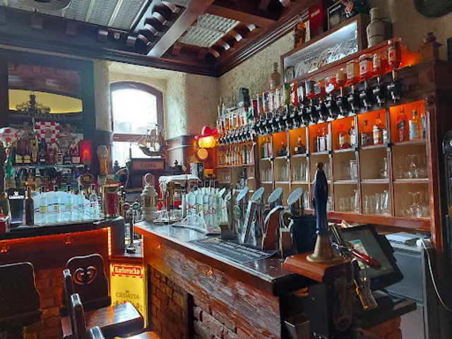 Croatia Pub és Pizzéria