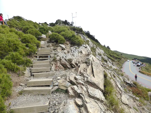 Hehuanjianshan Trail