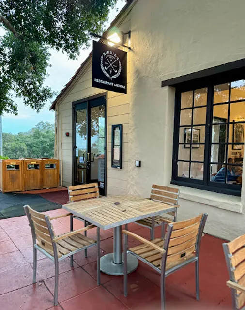 Birdie's at Stanford Golf