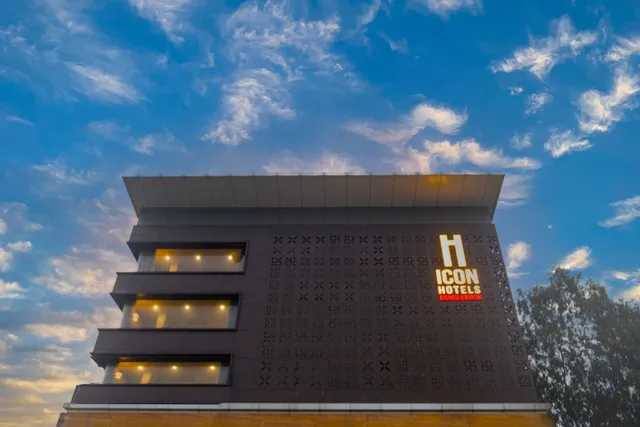 Icon Business by Bhagini Kundalahalli