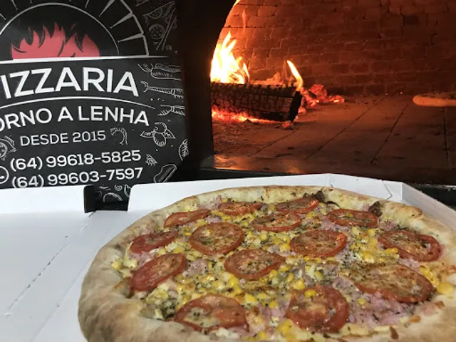 Pizzaria Forno a Lenha
