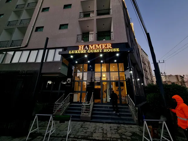 Hammer Luxury Guesthouse
