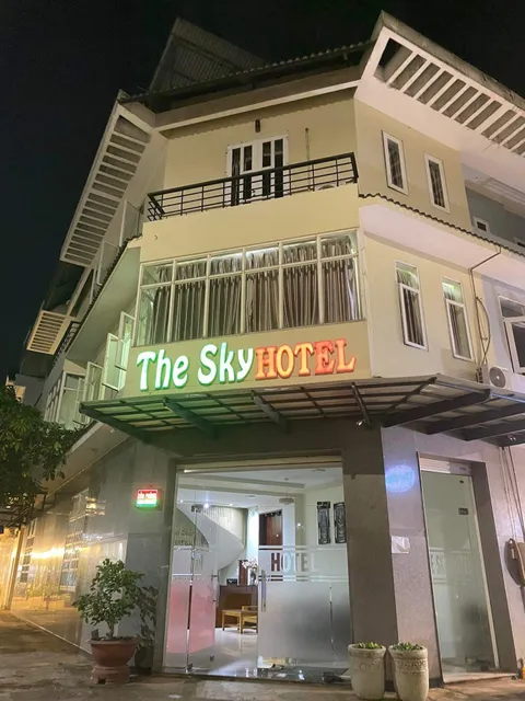 Hotel the sky
