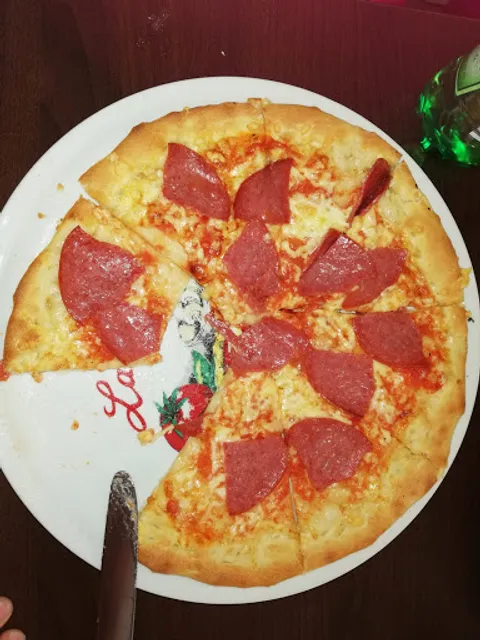 Adria Delikatessen Restaurant-pizzeria