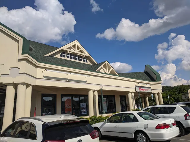 Disney Store Outlet