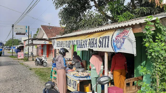 Warung Serabi dan Gorengan Mba Siti