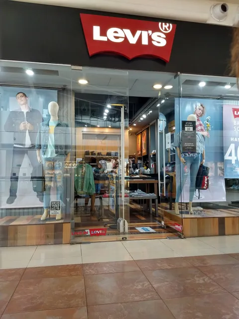 Levi's