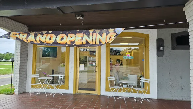 Follow Tea D’Iberville