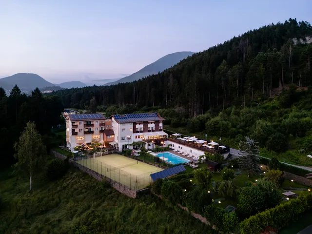 Hotel Scoiattolo - Sport & Family