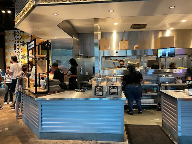 Shake Shack Canal Place