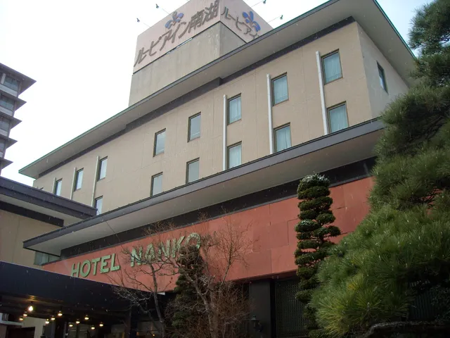 ルーピアイン南湖