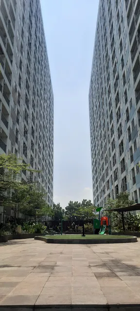 OYO Life 92962 Apartement Sentraland Karawang By Ratna