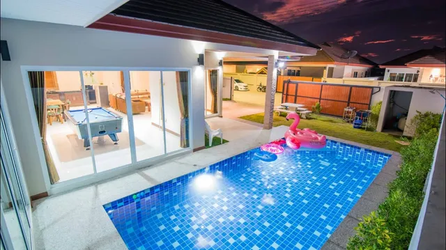 กรีนวิว พูลวิลล่า ชะอำ(Greenview poolvila cha-am)