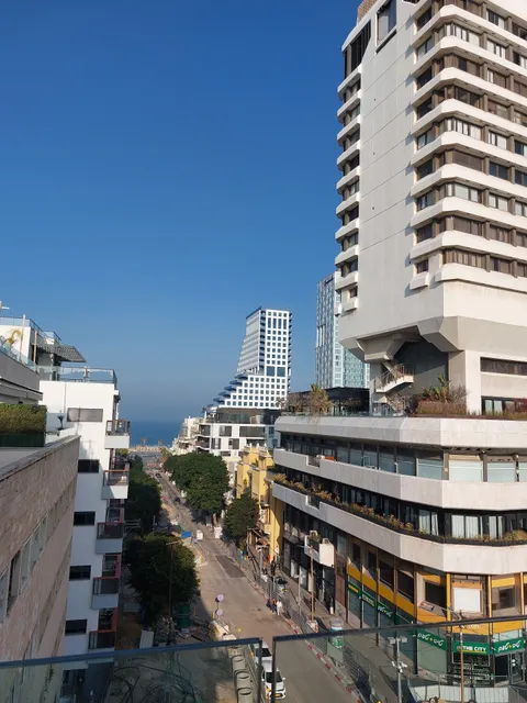 Allenby 36 Residence Garden