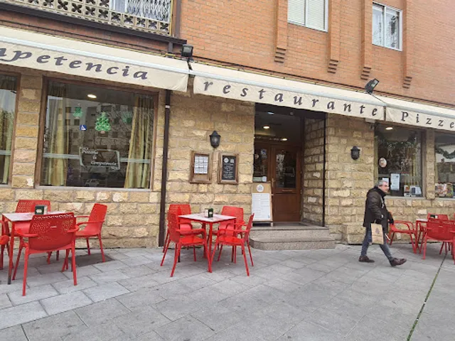 Pizzería La Competencia