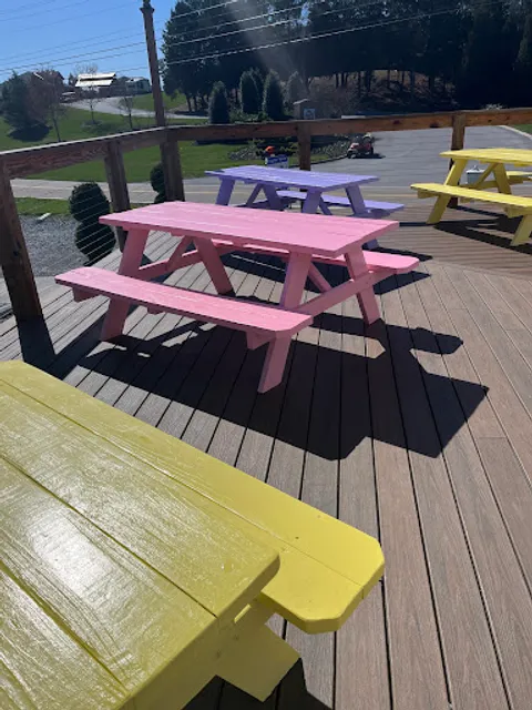 Molly's Ice Cream & Baked Treats