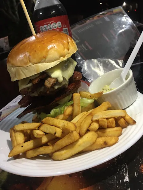 ESPETARIA DO GEMAQUE