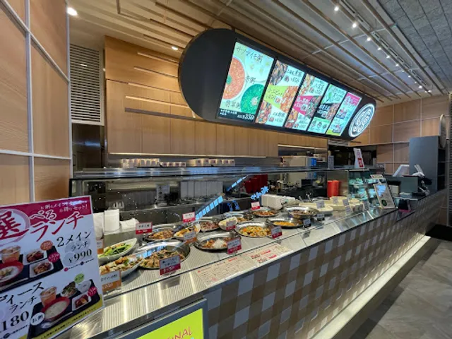 香港夜市 THE OUTLETS SHONAN HIRATSUKA店