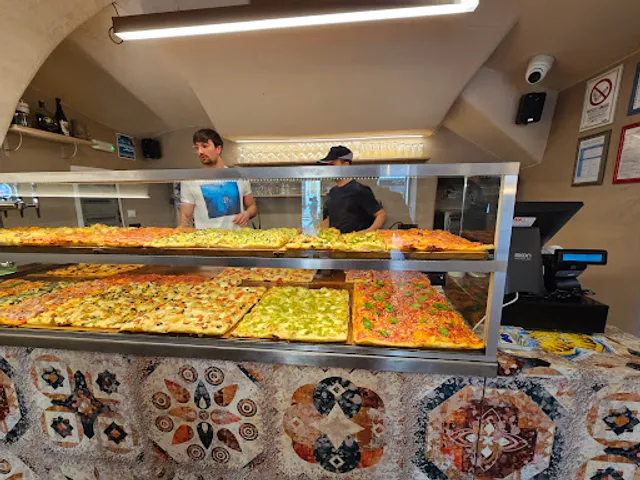 Pizzeggiando | Via Aubert