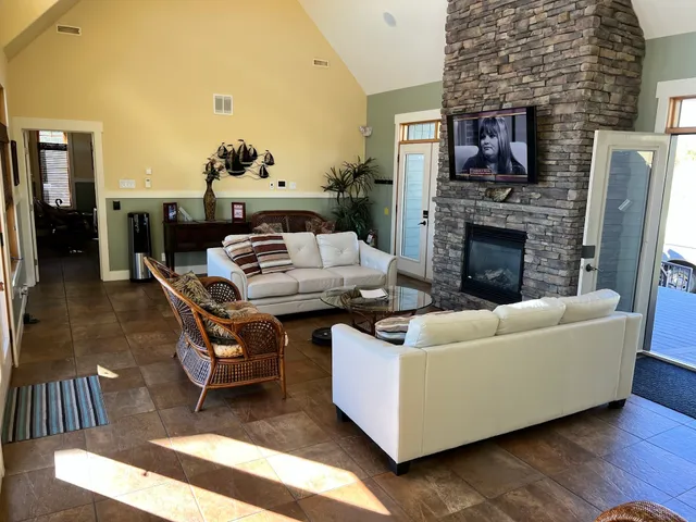 Luxury Beachfront Rentals Inc