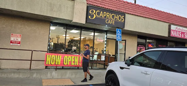 3 Caprichos Cafe