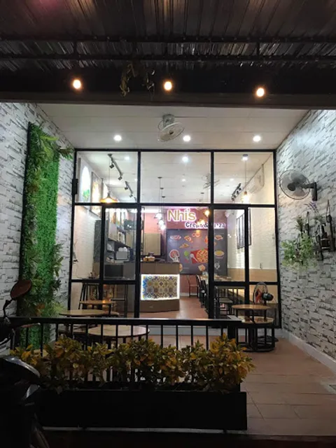Nhi's Crepe & Pizza