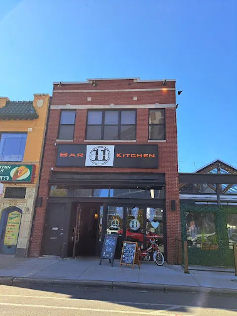 Logan 11 Bar & Kitchen