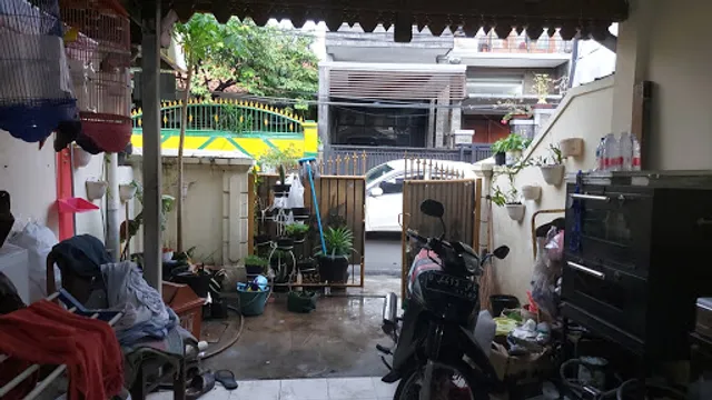 Ayam Gepuk Pak Gembus