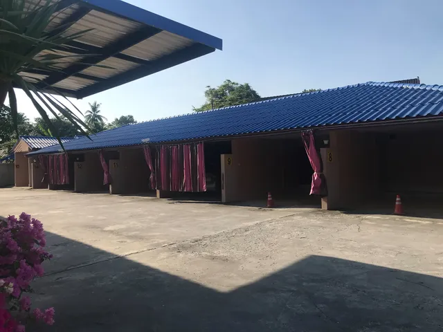 Sai Yai Resort Hotel