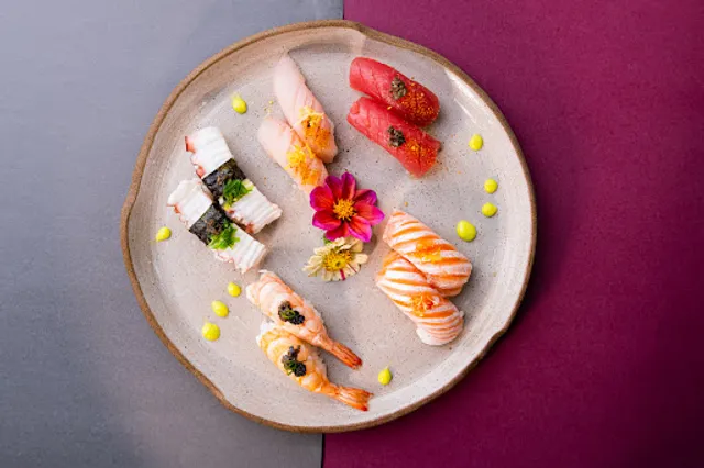 Nankin Sushi Express