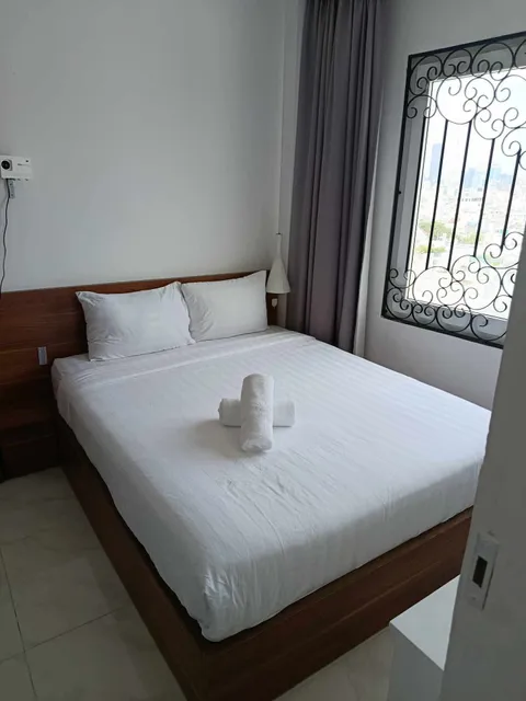 Otis Apartment and Hotel