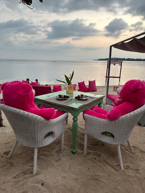 Pinkcoco Gili Air - Sunset Restaurant
