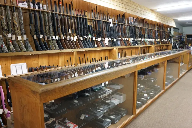 Sportsmen's Outpost Inc