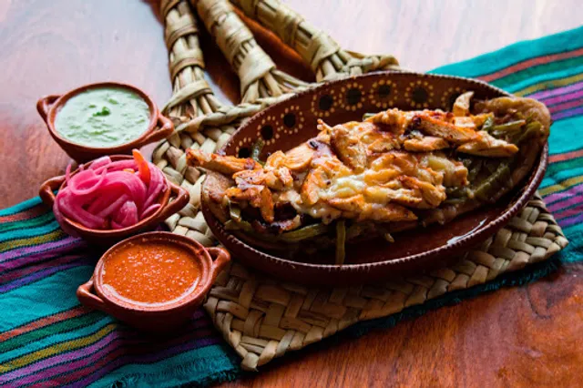 Los Del CHE Taquería