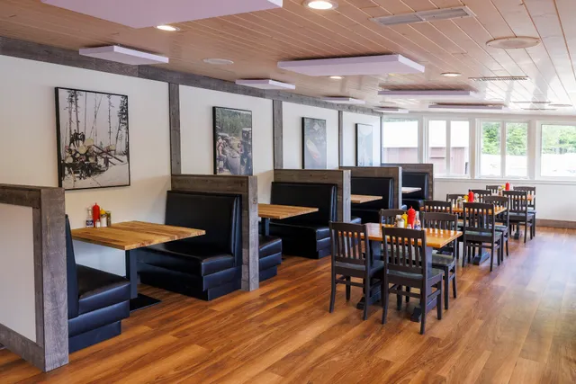 Portage Grill - Algonquin Park