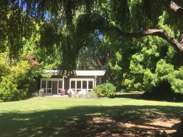 Tranquil Accommodation near Matakana & Omaha Beach