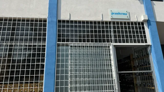 Dermatologist Dr. Gustavo Jimenez Brito