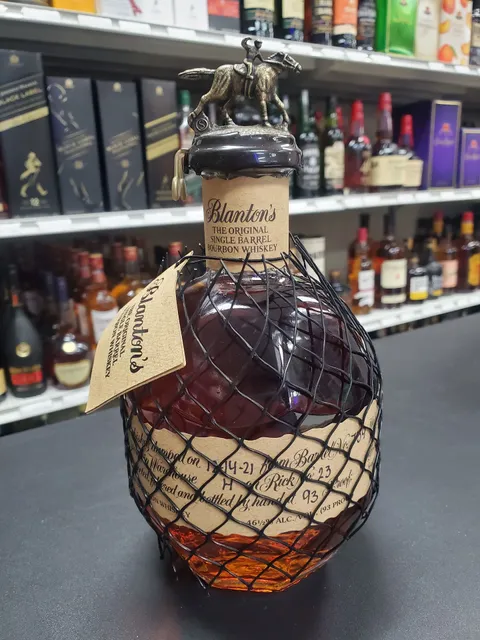 Straits Wine & Liquor