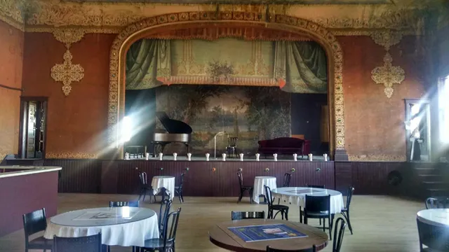 (BBOH) OPERA HOUSEC/O Frosty's Spirits & Social Club