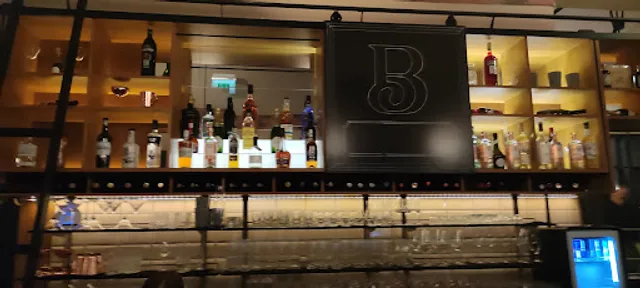 Benjamin Flatschers Burgeria