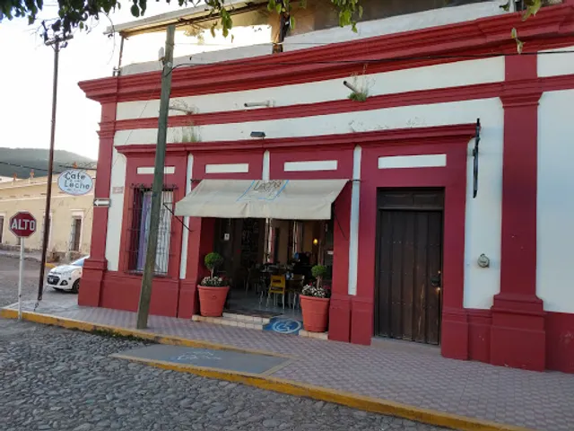 Cafe con Leche & Deli