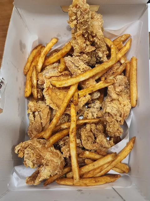 맘스터치 진주초장점