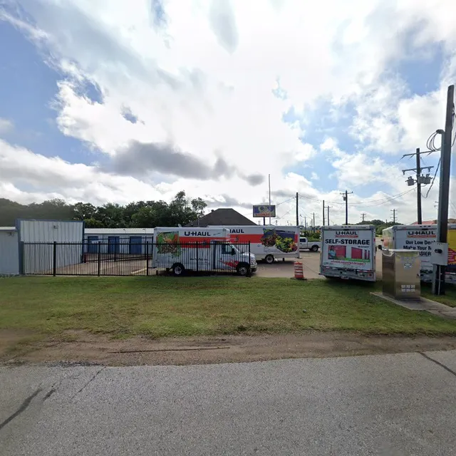 U-Haul Neighborhood Dealer