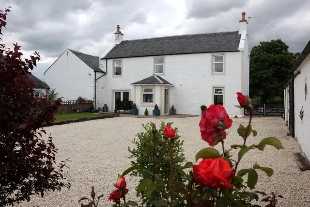 Crofthead Farm House Bed & Breakfast