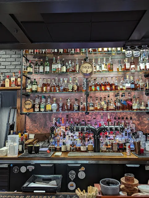 1631 BurgersBourbon&Brew