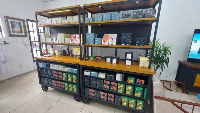 WOLFF CAFÉ, empresa de torrefação de cafés de excelência selecionados por Hugo Wolff