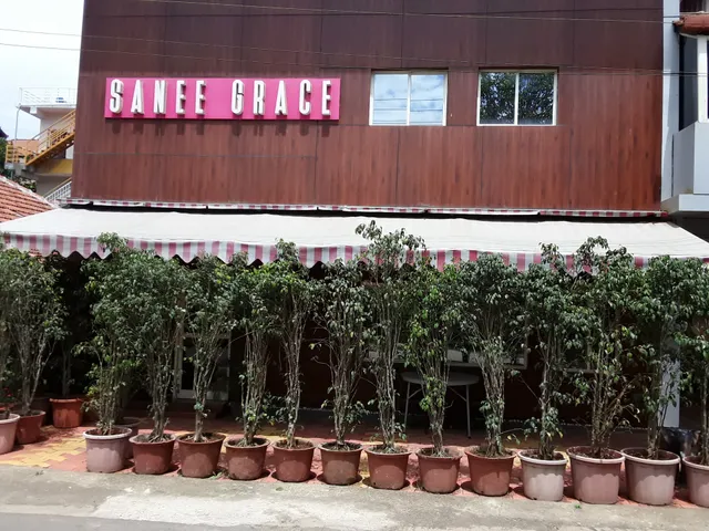 Hotel Sanee Grace