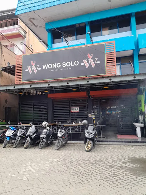 Ayam Bakar Wong Solo hasan basry